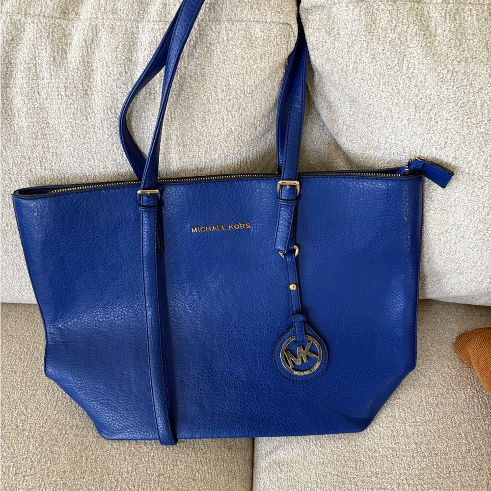 Michael Kors Royal Blue Large Jet Set Tote in Saffiano Leather!!